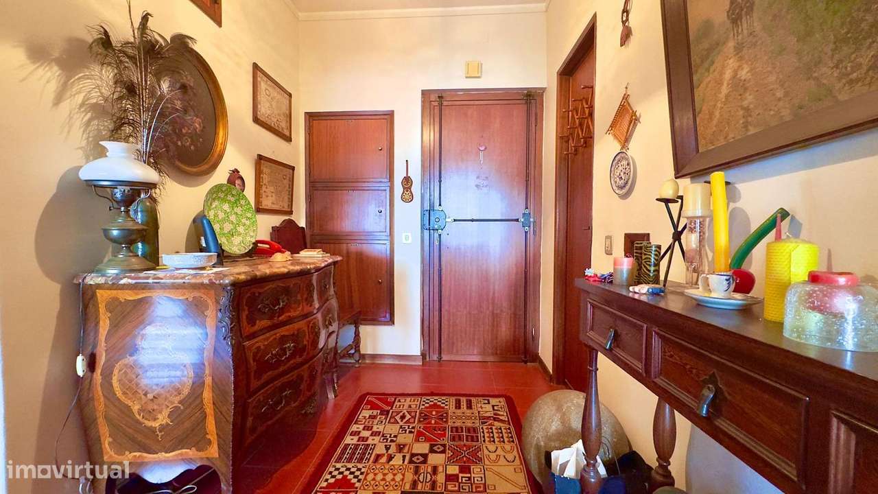 T3 transformado em T2 - vista mar - estacionamento - Torre Soleil-5