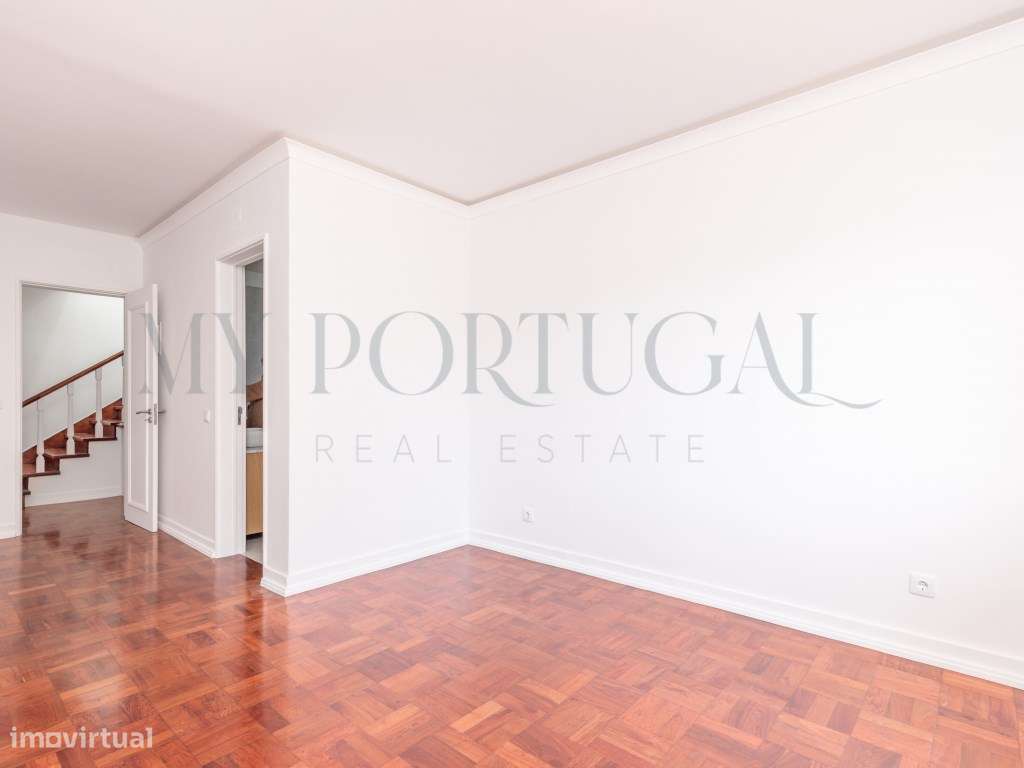 Moradia em banda Contemporânea T3+1 com Jardim Privado e Espaço Ext...-19