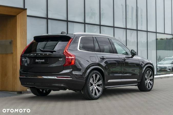 Volvo XC 90 - 8