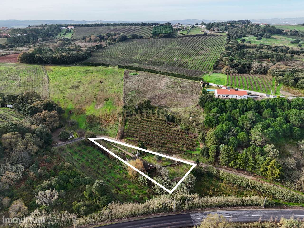 Terreno com cerca de 1520 m², na freguesia da Vermelha,  concelho do C - Grande imagem: 5/28