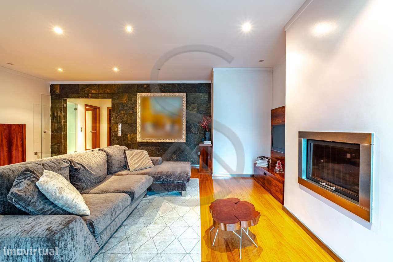 Apartamento T3 de Luxo em Vilar do Paraíso e Mafamude-10