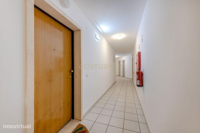 Apartamento T2 - Oportunidade Única a 5 Min da Praia da Rocha!-59