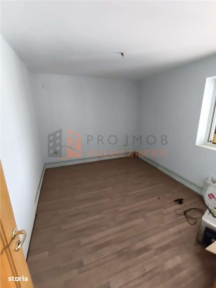 Spatiu comercial zona Garii - Imagine principală: 5/17