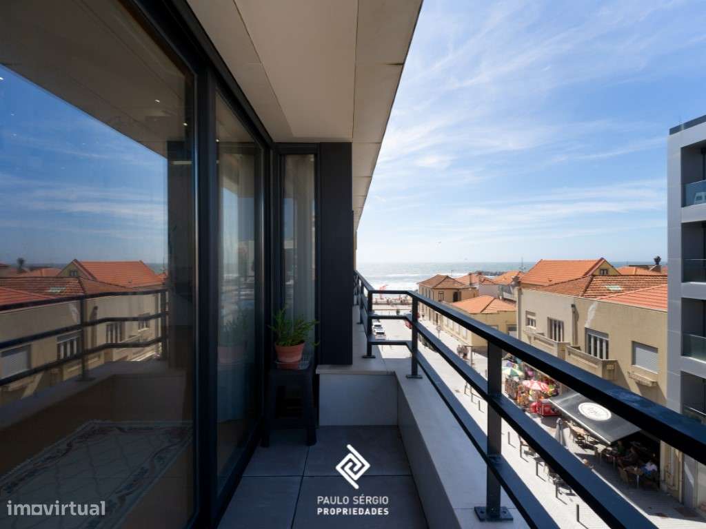 Apartamento T2 Duplex em Espinho-9
