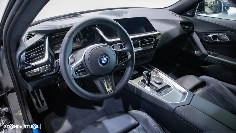 BMW Z4 30 i - 8