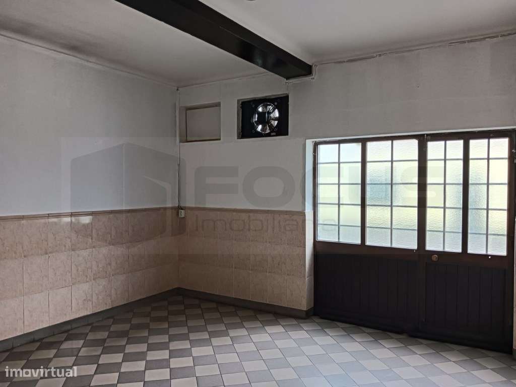 Prédio / moradia com 3 frações- Investimento - Gafanha da Nazaré - Grande imagem: 5/32