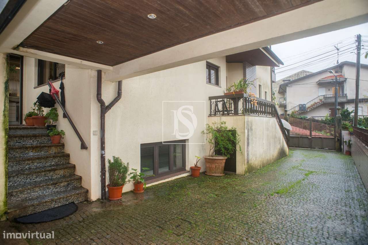 Moradia T4 Alfena-33