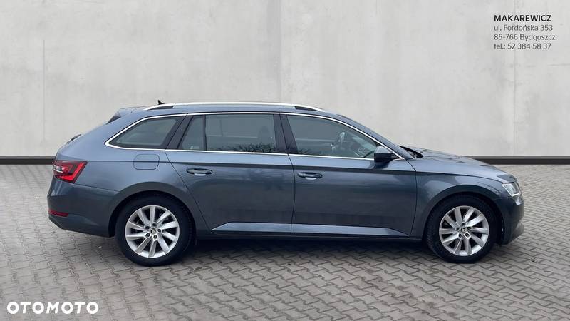 Skoda Superb 2.0 TDI Style DSG - 6