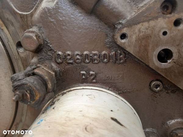 Pompa hydrauliczna zawór rozdzielacz Massey Ferguson 6170 - 2