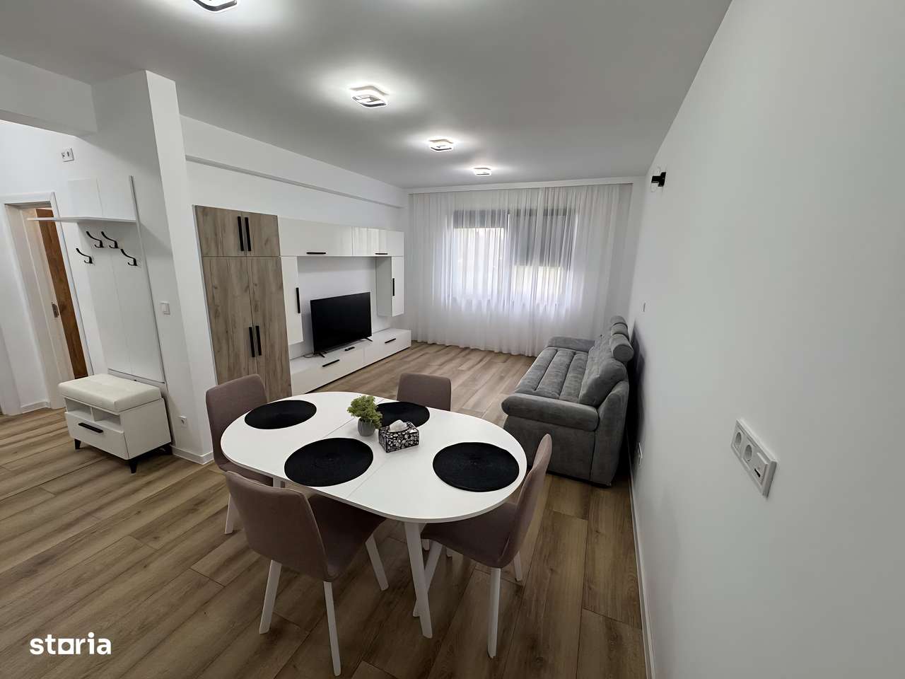 Apartament modern 2 camere Corunca aproape de Shopping City-3