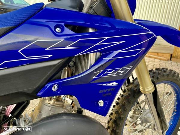 Yamaha YZ 125 - 4