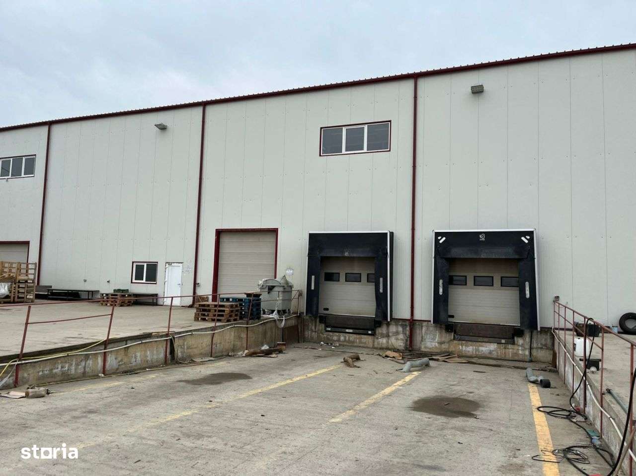 Hala P+1E 1.300 mp + Teren 3.000 mp Puchenii Mari|Prahova - Imagine principală: 2/12