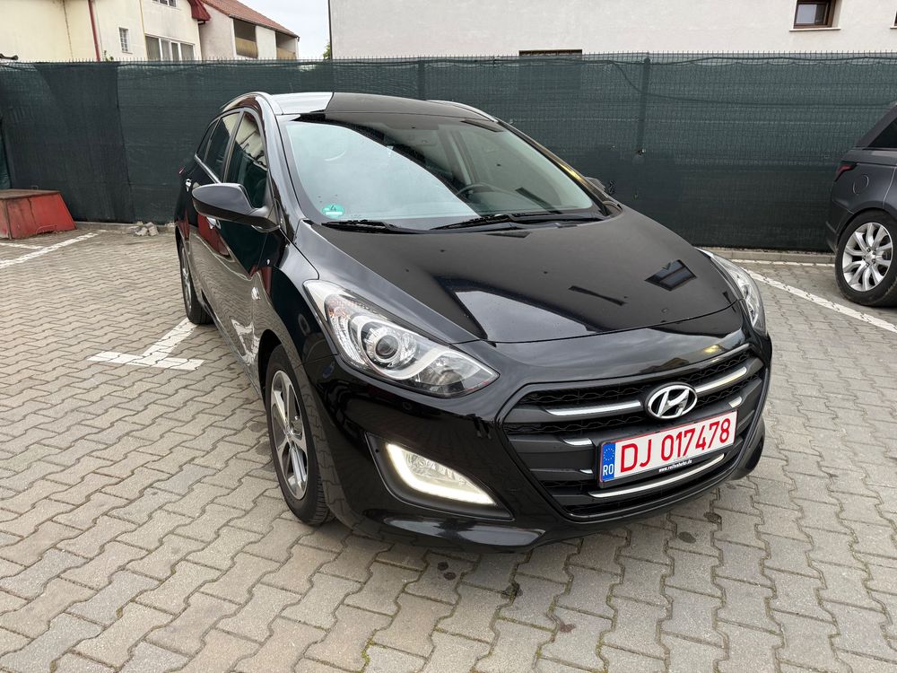 Hyundai i30 II [2011 - 2017] blue 1.6 CRDi Style 2016