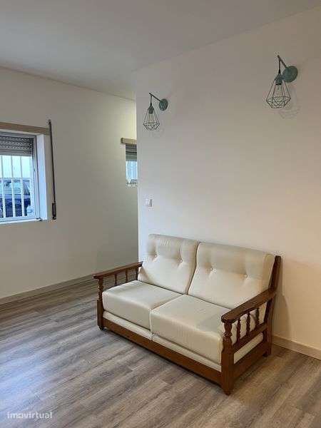 Arrenda-se Estúdio T0 - Grande imagem: 5/5