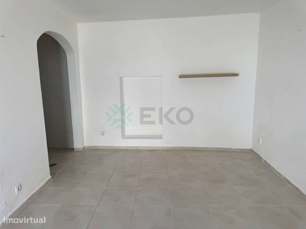 Apartamento t1 à venda na Rua da Capelinha-2