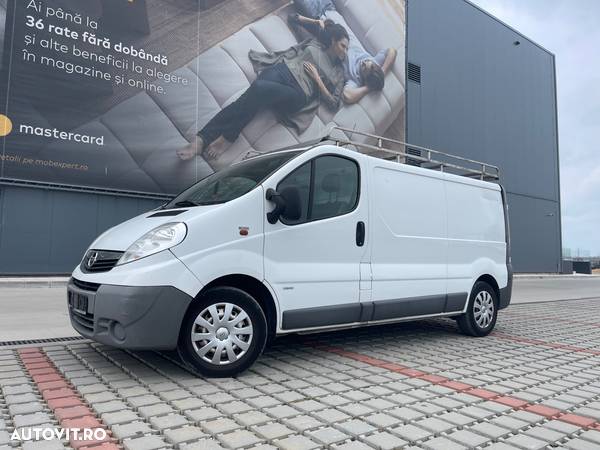 Opel Vivaro - 2