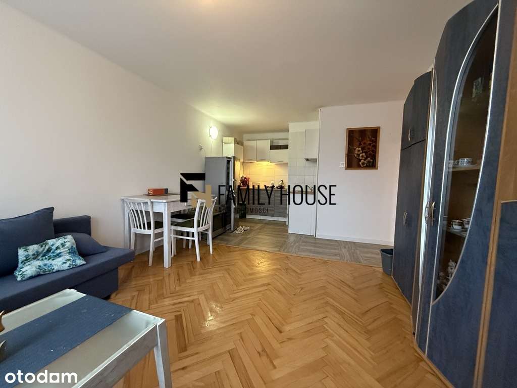 Dwupokojowe mieszkanie z balkonem blisko centrum - Pełny obrazek: 3/10