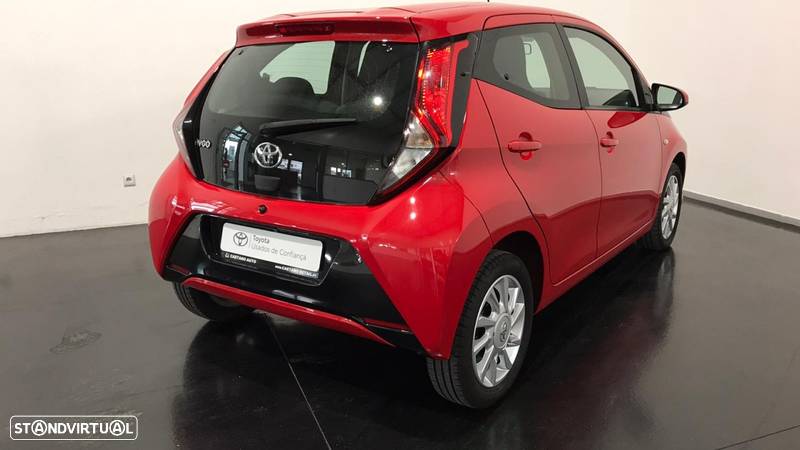 Toyota Aygo 1.0 X-Play Plus - 19