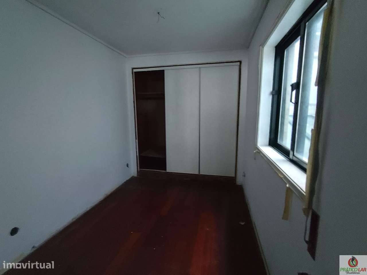 Moradia para restauro no centro na Zona Histórica de Vera Cruz-35