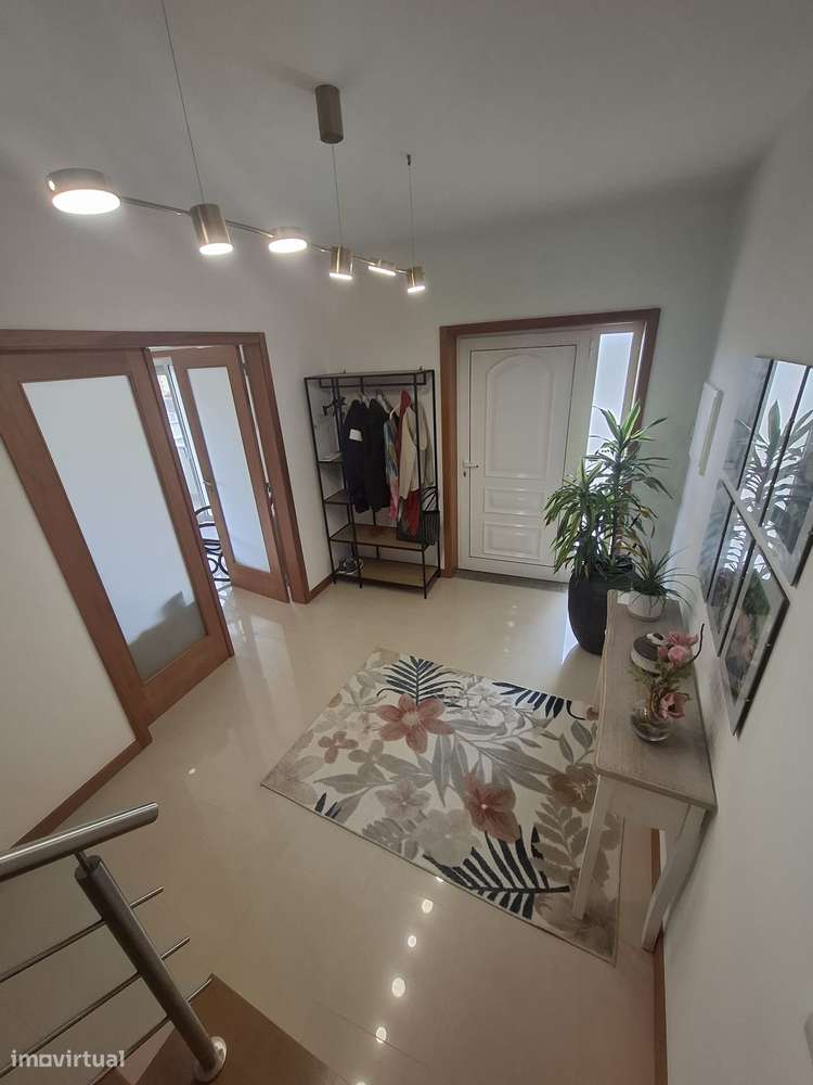 Moradia T4 em Cepães, Marinhas-7