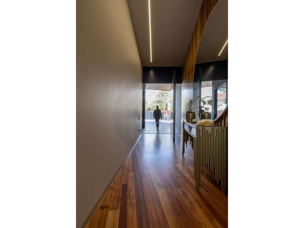 Moradia T6, térrea contemporânea, piscina, terraços e jardim junto ...-12