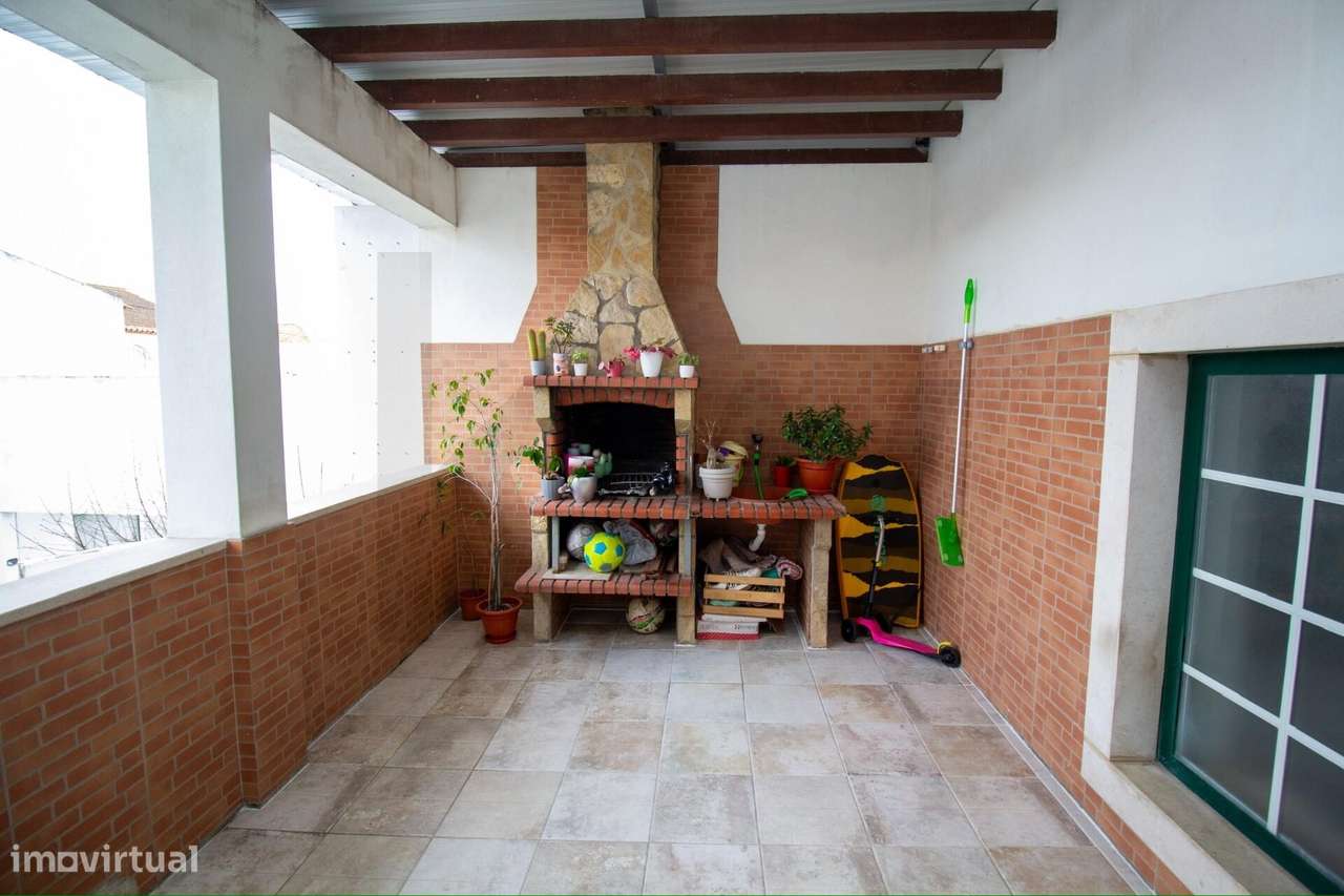 Apartamento Duplex T2 no Centro de Almeirim-18