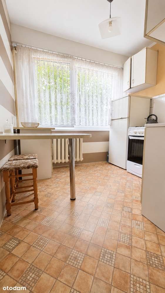 Dwupokojowe 36m2 parter!!! balkon piwnica niski blok spokojna okolica-1