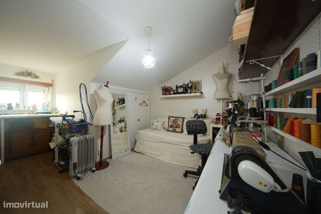 Apartamento T3 com, garagem em zona da Lousã-8