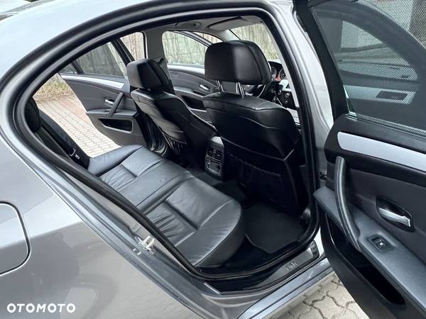 BMW Seria 5 535d Sport-Aut Edition Exclusive - 23