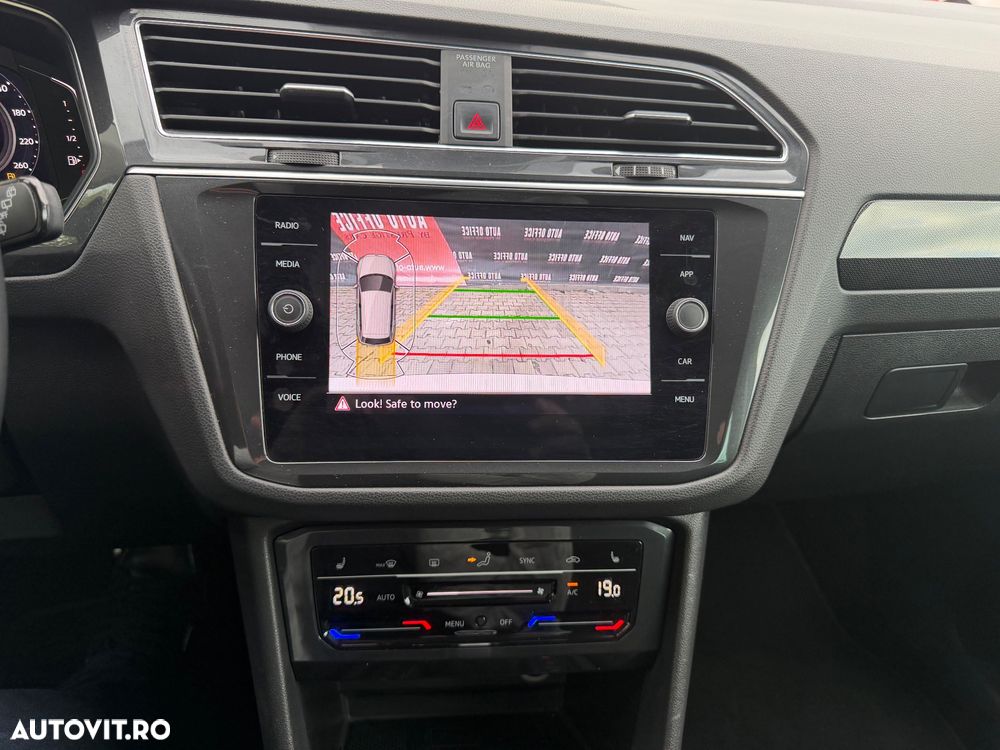 volkswagen tiguan   2 0 tdi 4mot dsg elegance