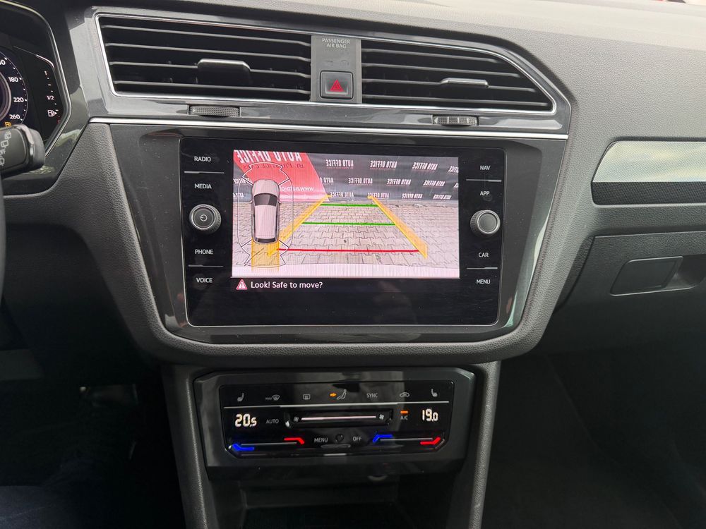 volkswagen tiguan   2 0 tdi 4mot dsg elegance