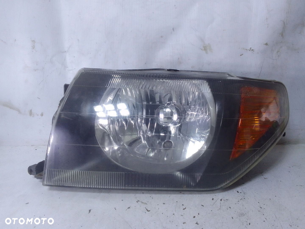 MITSUBISHI PAJERO PININ LAMPA LEWA PRZÓD CIEMNA - 3