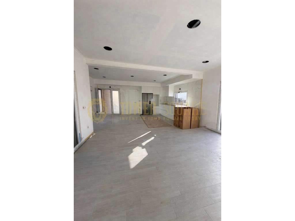 Moradia T5 - 3 Suítes - Construção Nova - Grande imagem: 3/10