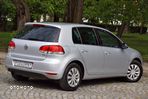 Volkswagen Golf - 4