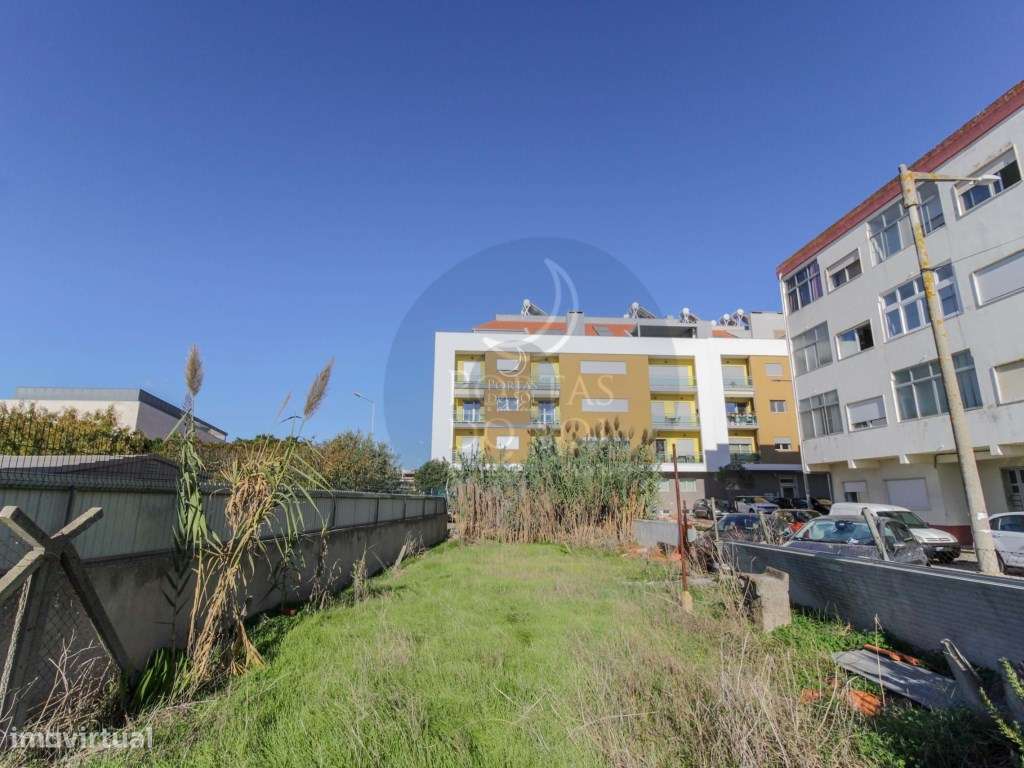 Moradia V3 em 425m2 destacáveis p/ outra moradia. - Grande imagem: 5/7