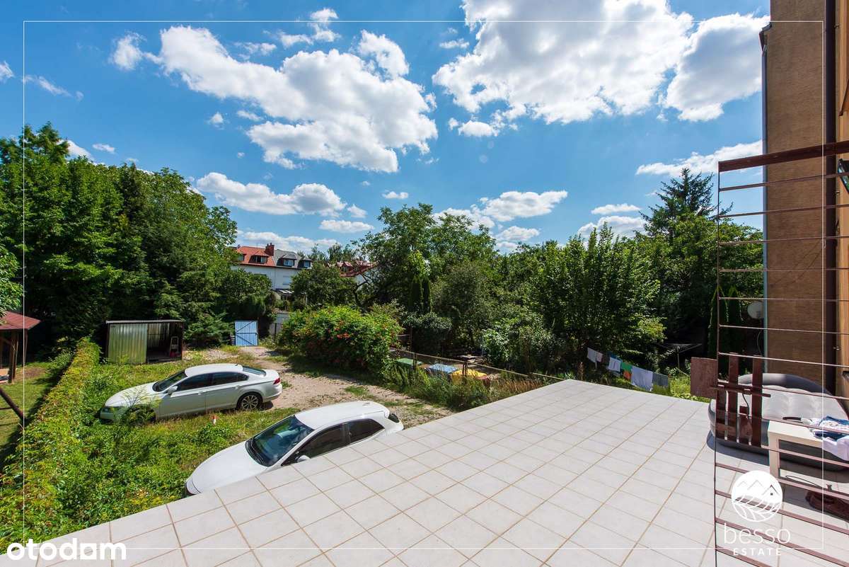 Bliźniak. Warszawa, przy al. Krakowskiej-14