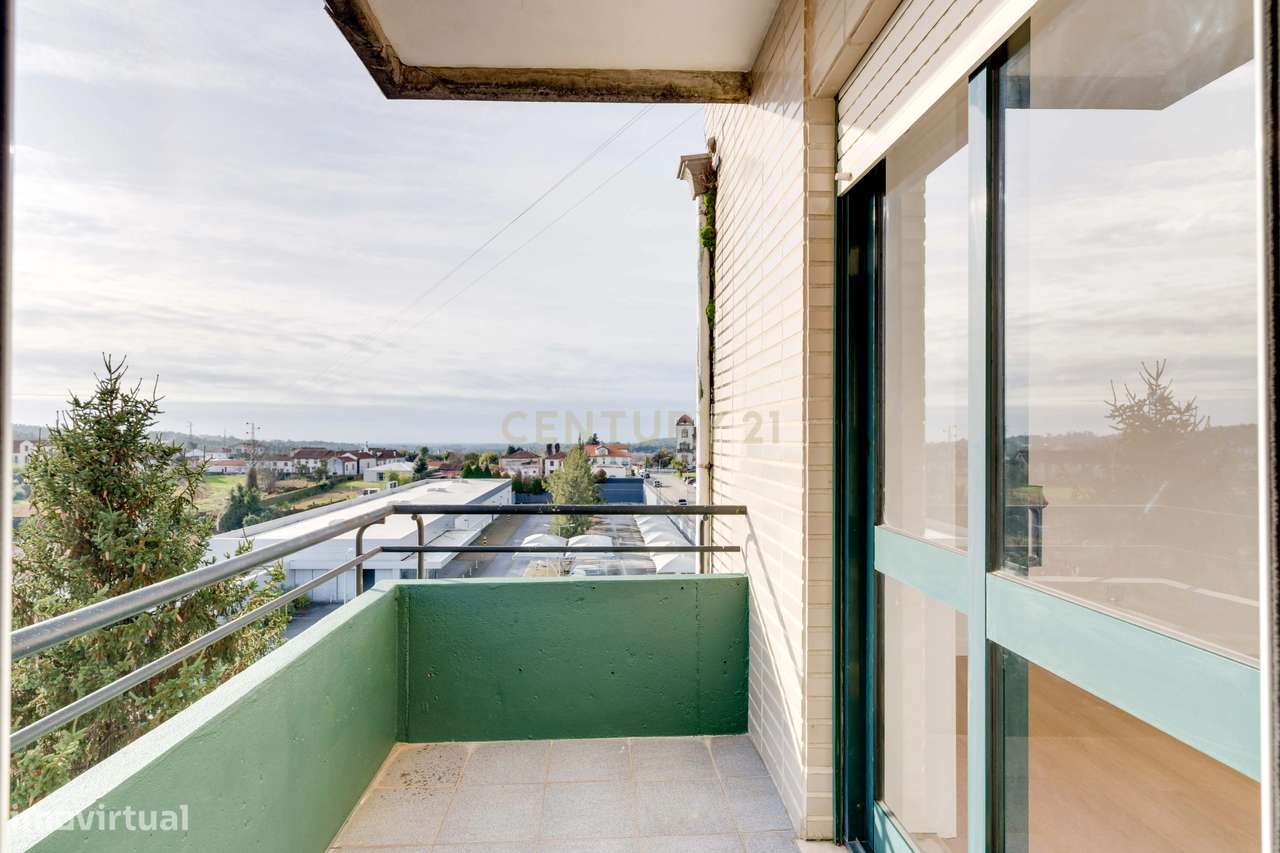 Apartamento T3 em Arrifana-26