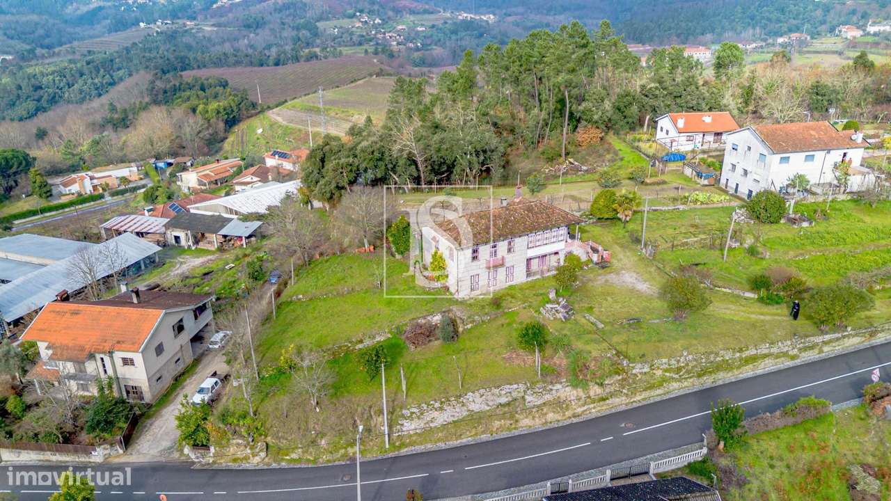 Moradia T3 em Fridão, Amarante-40