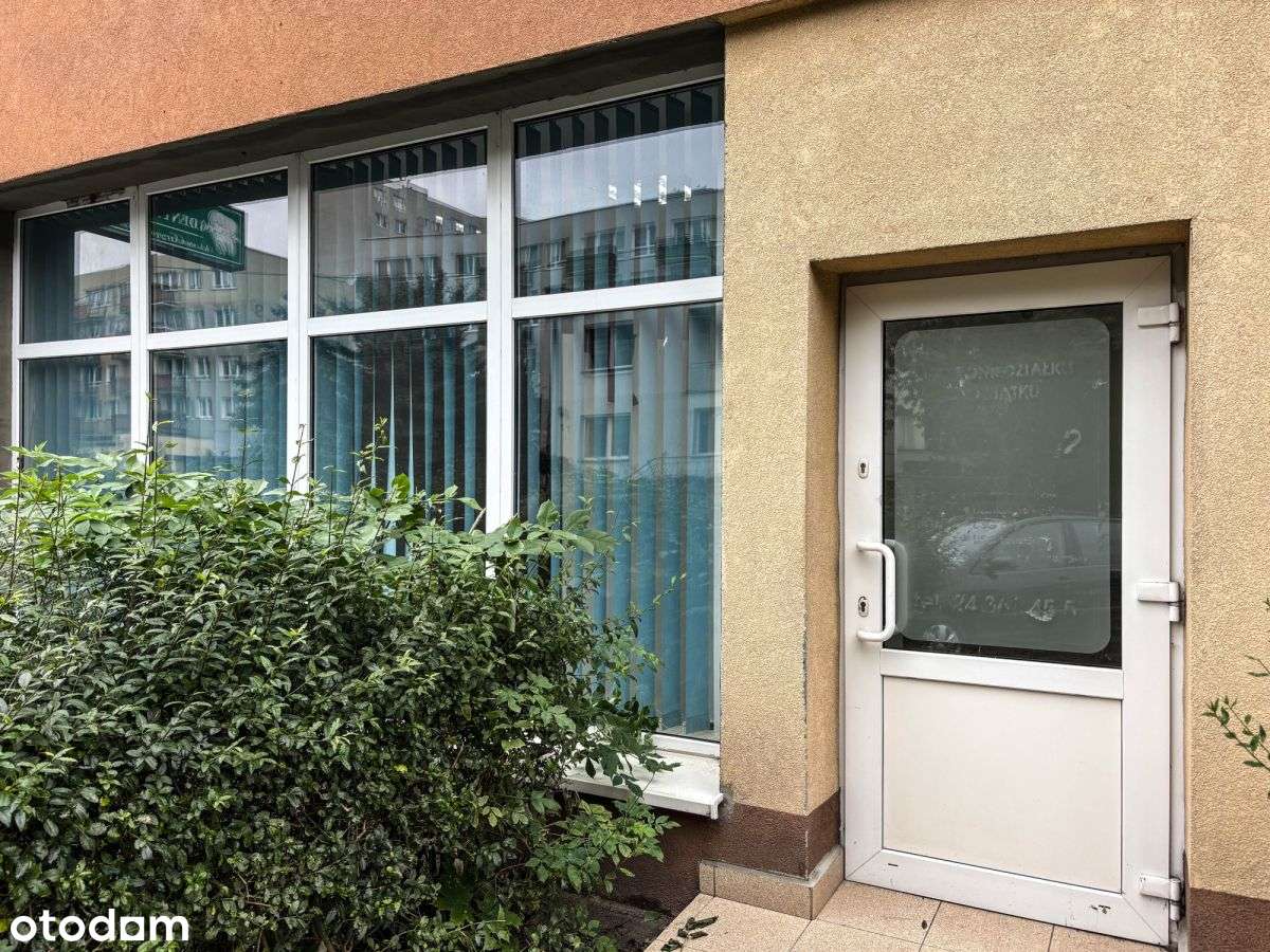 3 atrakcyjne lokale usługowe ( 14 , 15 i 20 m2 ) - Pełny obrazek: 1/20