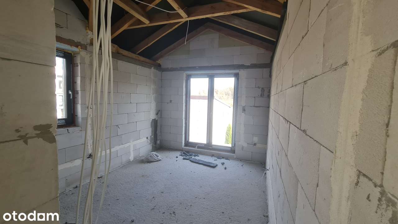 Wygodny dom dla rodziny z dziećmi w pięknej lokalizacji!-11