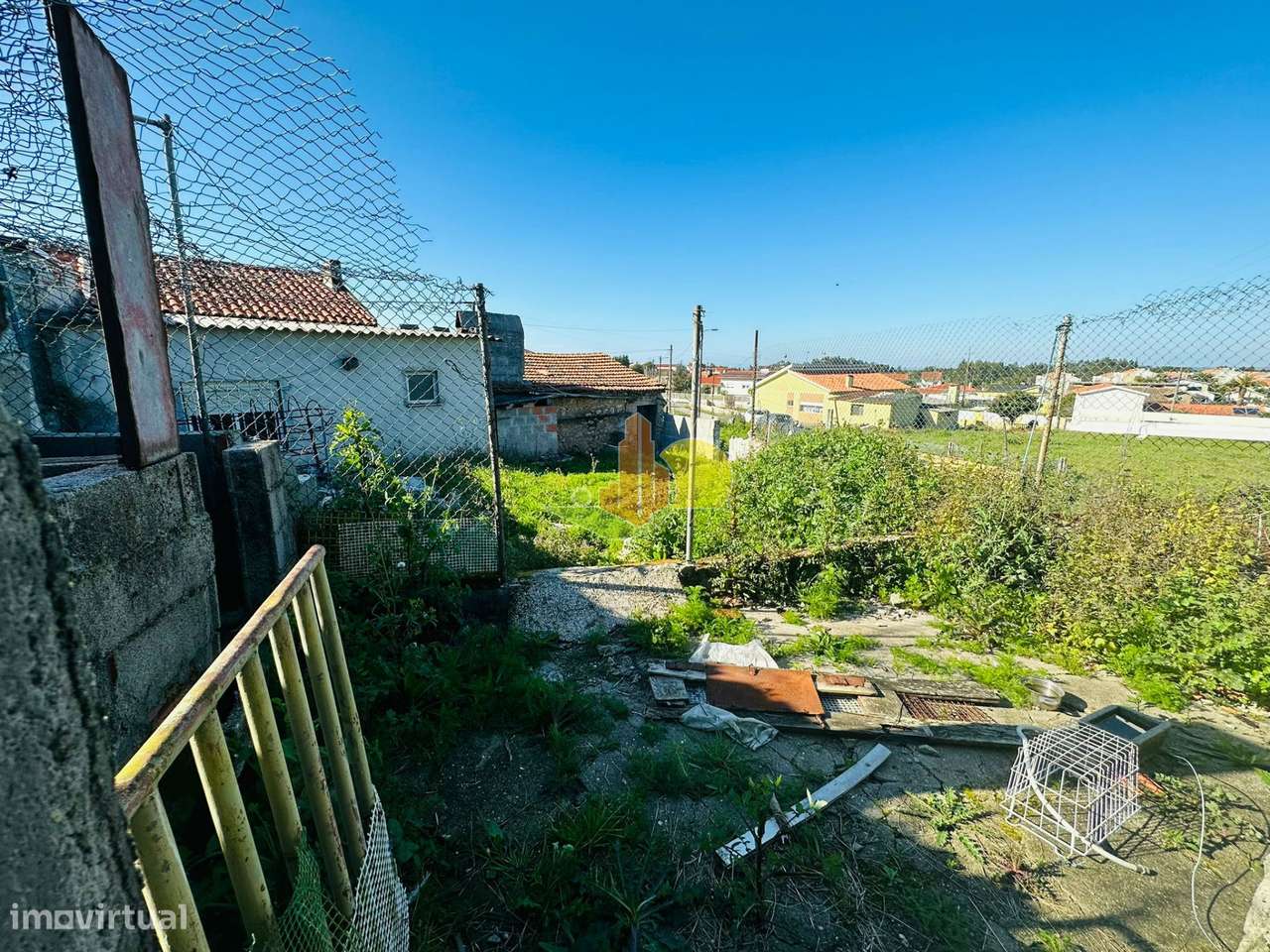 Moradia para Recuperar em Brenha - Grande imagem: 3/22