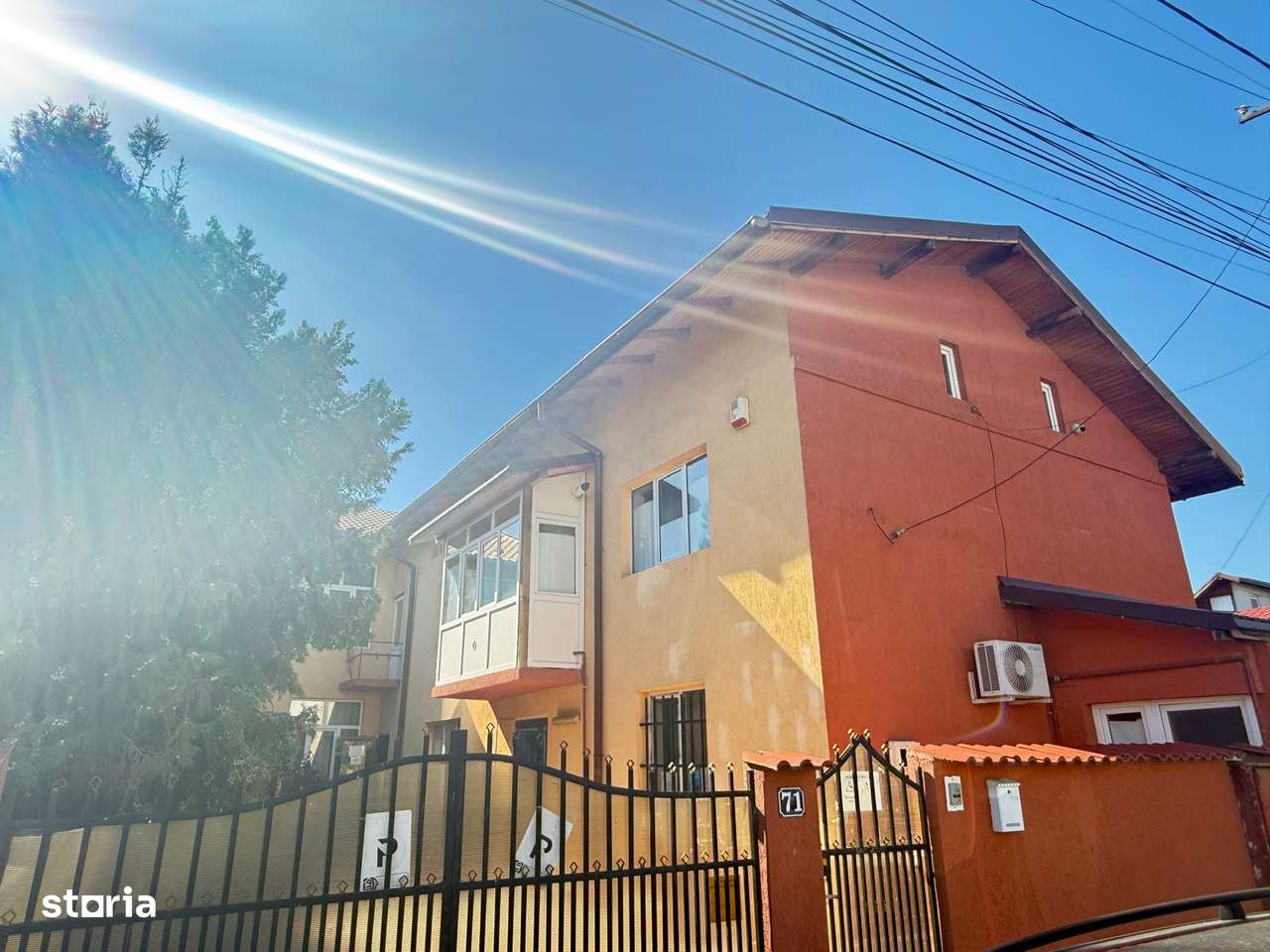 Cladire spatii birouri, P+1, 8 camere+dependinte, Targoviste, micro 5-0