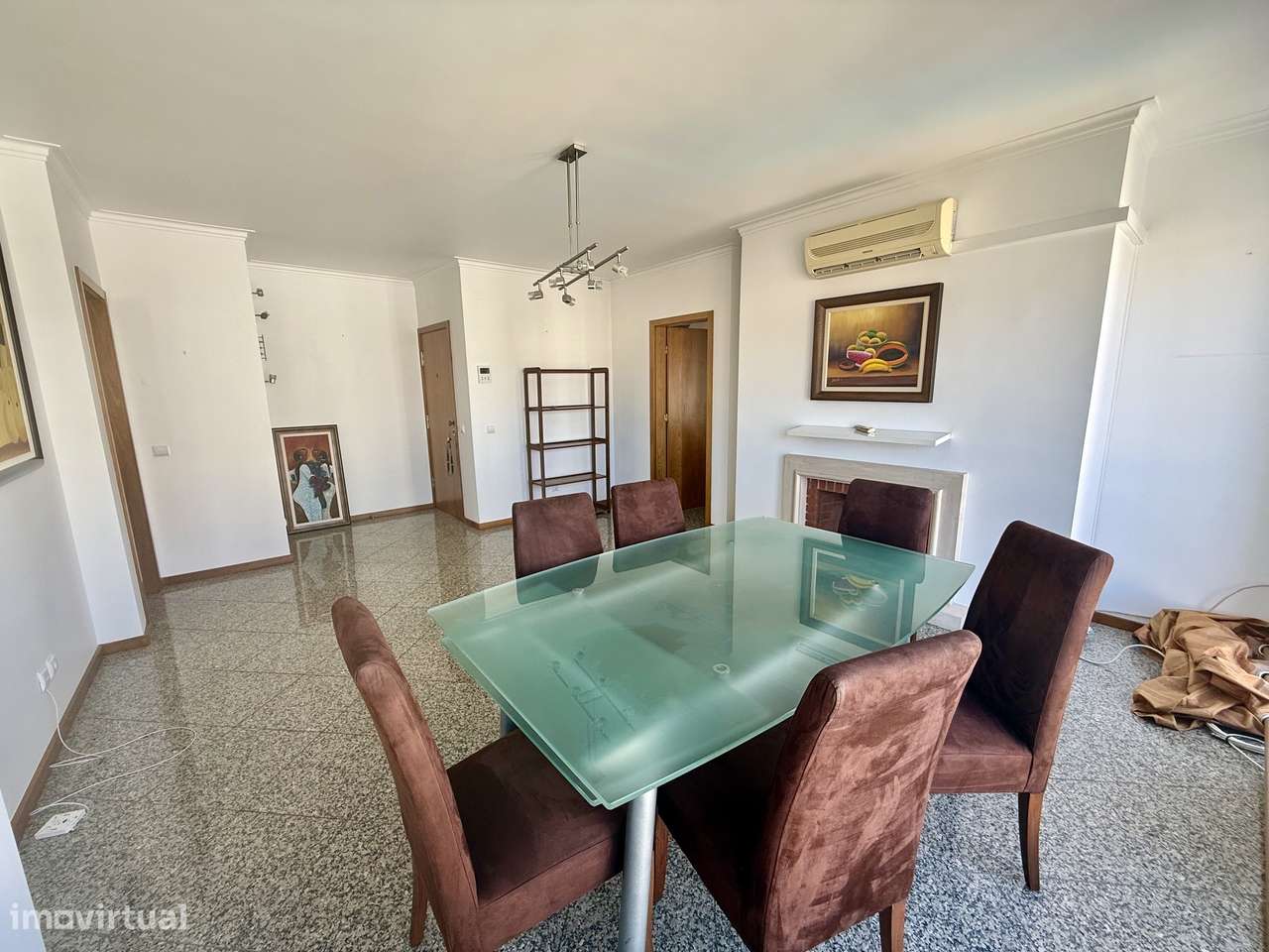 Apartamento T2 com varanda e garagem - vista praia, São Martinho Porto-6
