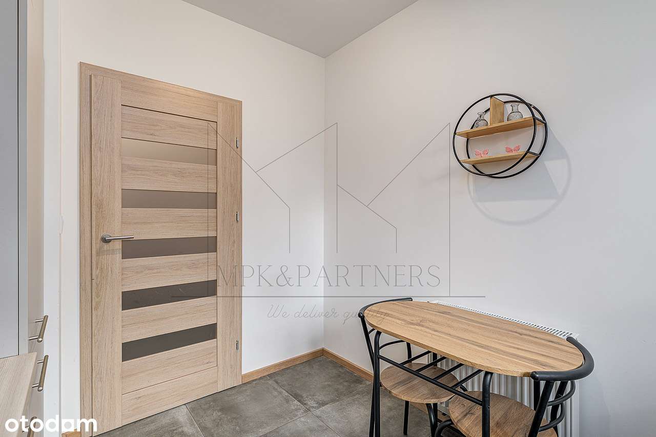 Narożne m2 z oddzielną kuchnią na strzeżonym, zamkniętym osiedlu!-7
