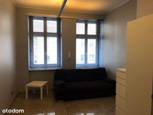 Sprzedam mieszkanie 3 pokojowe na Małeckiego-5