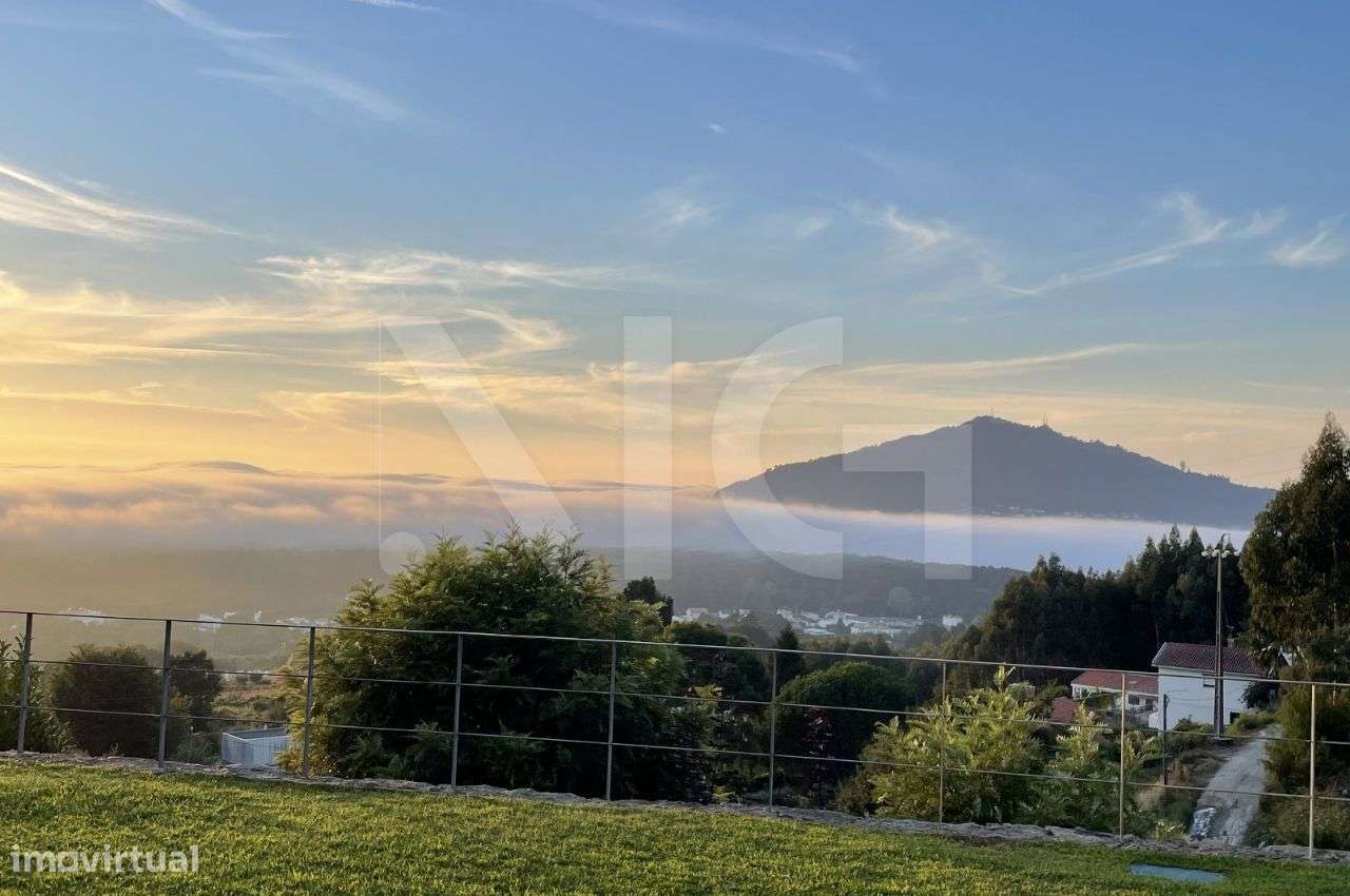 Moradia T4 com jardim, piscina e vistas mar em Cristelo - Caminha-25