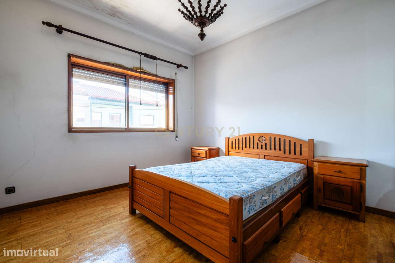 Moradia para recuperação em zona central de Rio Tinto-40