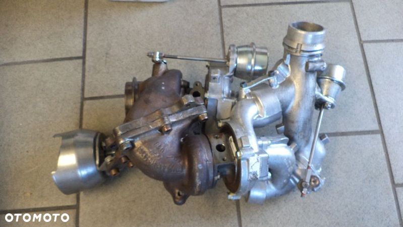 Turbosprężarka Mercedes NOWA  A6510902880 - 1