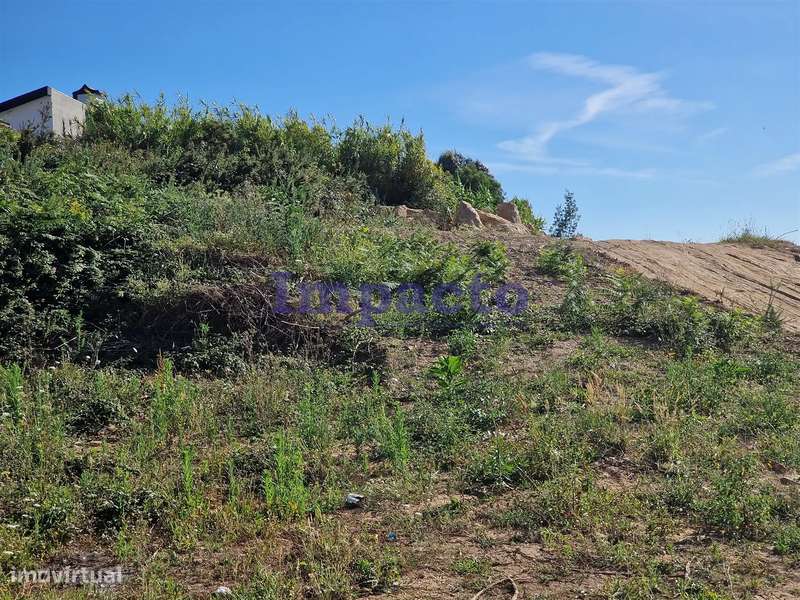 Terreno com viabilidade de construção em Escapães - Grande imagem: 5/10