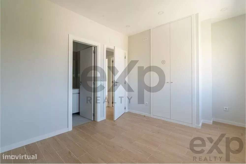 Apartamento Moderno em Porto: Oportunidade Única! - Grande imagem: 5/14